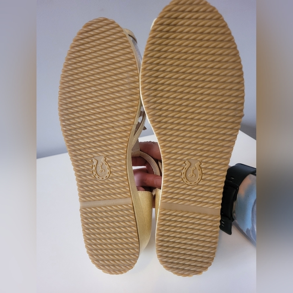 Miss L Fire Rio Sandals, New Without Tags, Size 37 - Picture 11 of 12